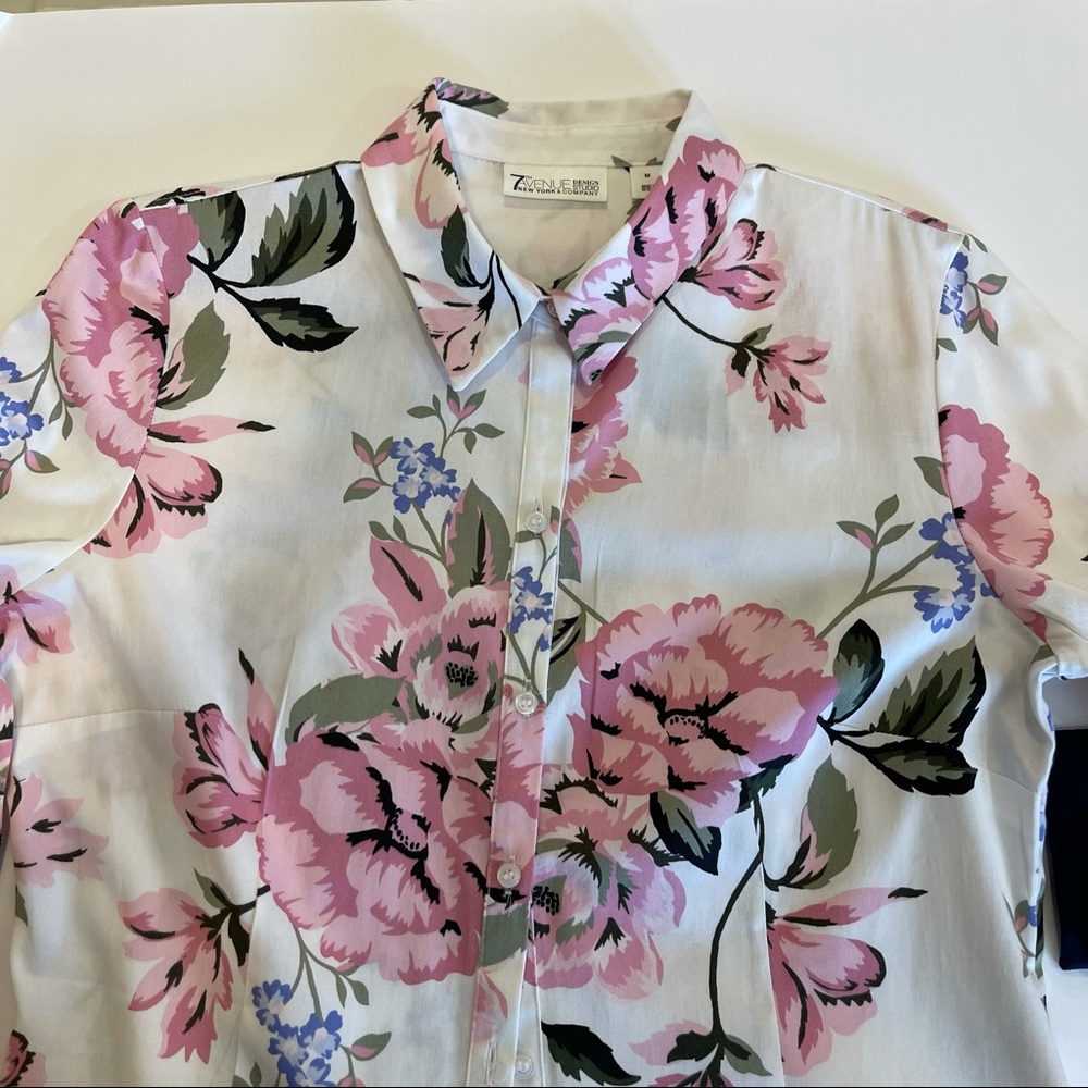 7th AVE NY&CO WOMEN’S WHITE FLORAL SHIRT SIZE M